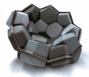 Canapé excentrique, zoom sur les pépites