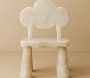 Uvola: a chair of pure lightness imagined by Jérôme Bugara